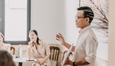 Why You Should Pause During Presentations & 7 Ways to Master It