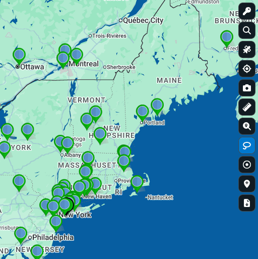 Clicking the lasso icon to start a selection on a Maptive map